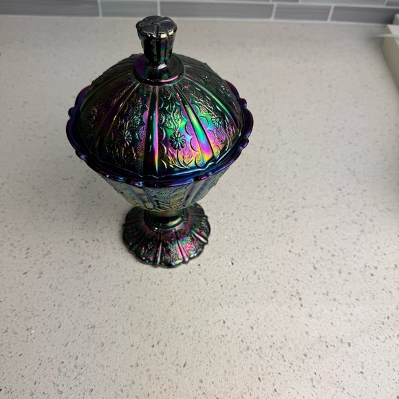 RARE Fenton Black Amethyst 1970s Carnival Glass Daisy Covered Compote Candy Dish - Picture 4 of 12